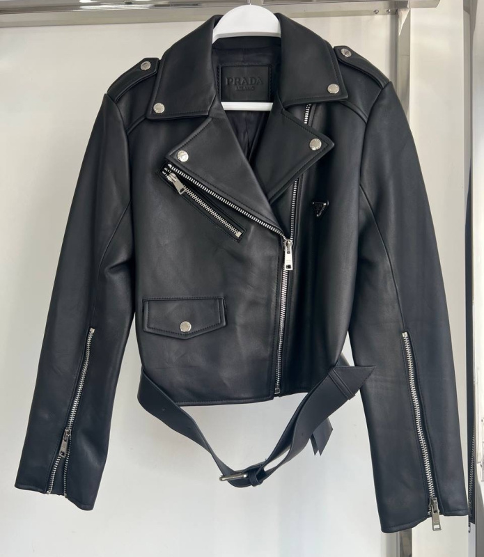 КУРТКА PRADA фото