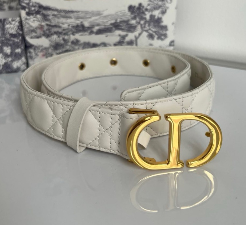 ЖЕНСКИЙ РЕМЕНЬ CHRISTIAN DIOR фото