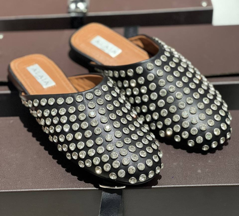 МЮЛИ ALAIA фото