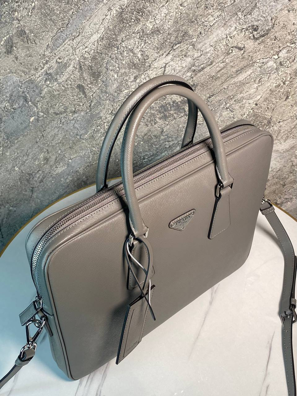 МУЖСКОЙ ПОРТФЕЛЬ PRADA детальное фото