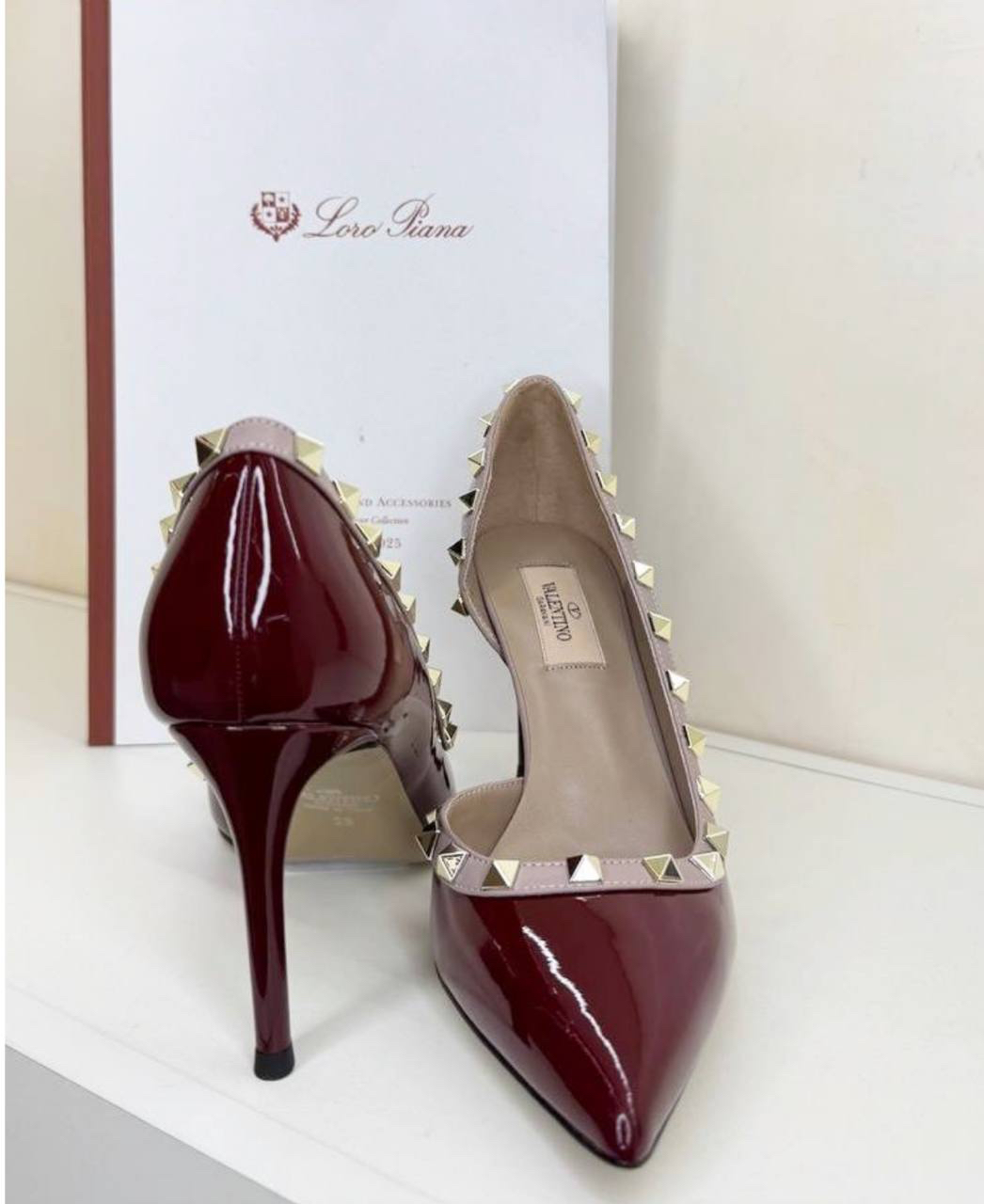 ТУФЛИ VALENTINO детальное фото