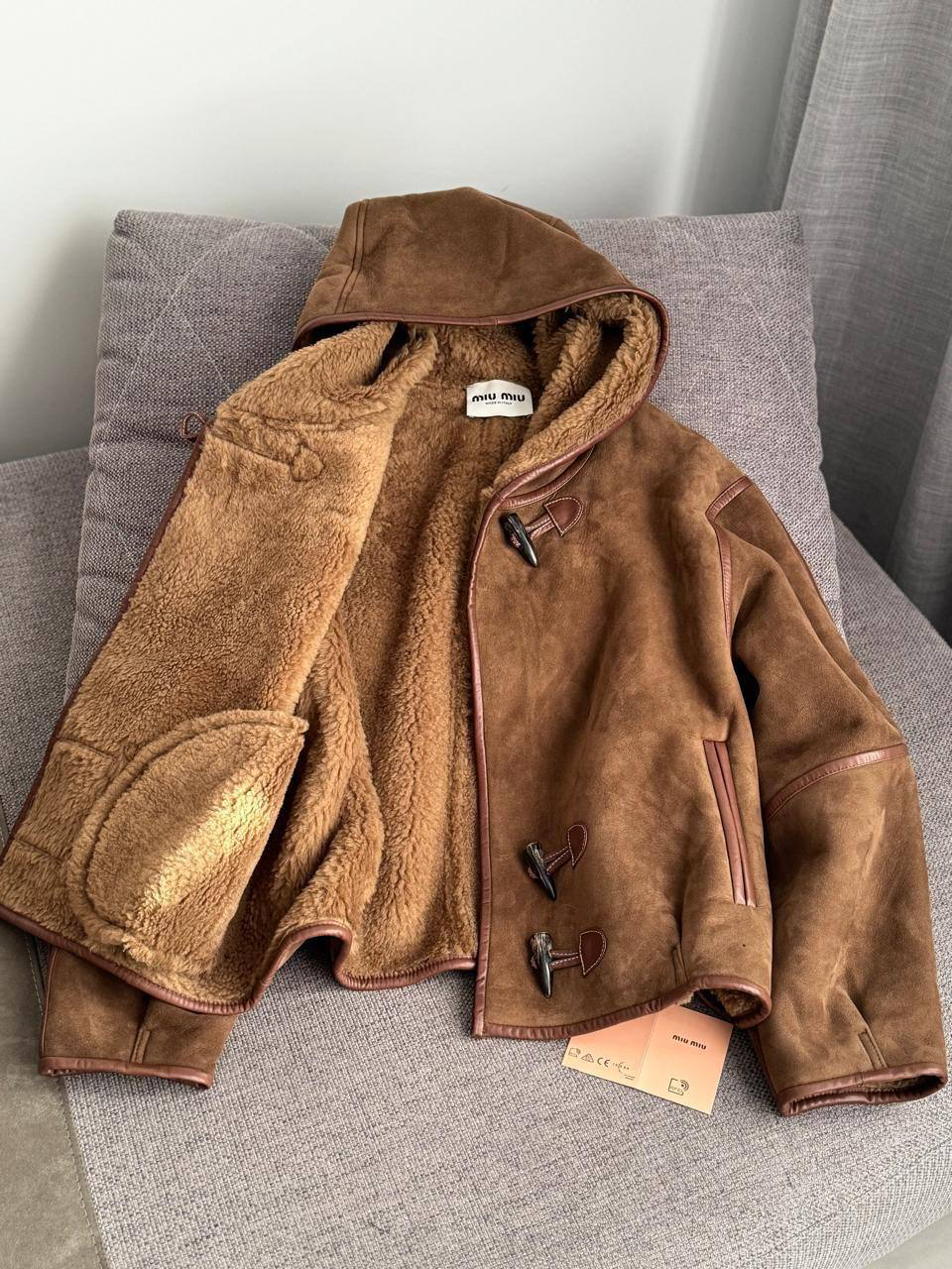 ДУБЛЕНКА MIU MIU детальное фото