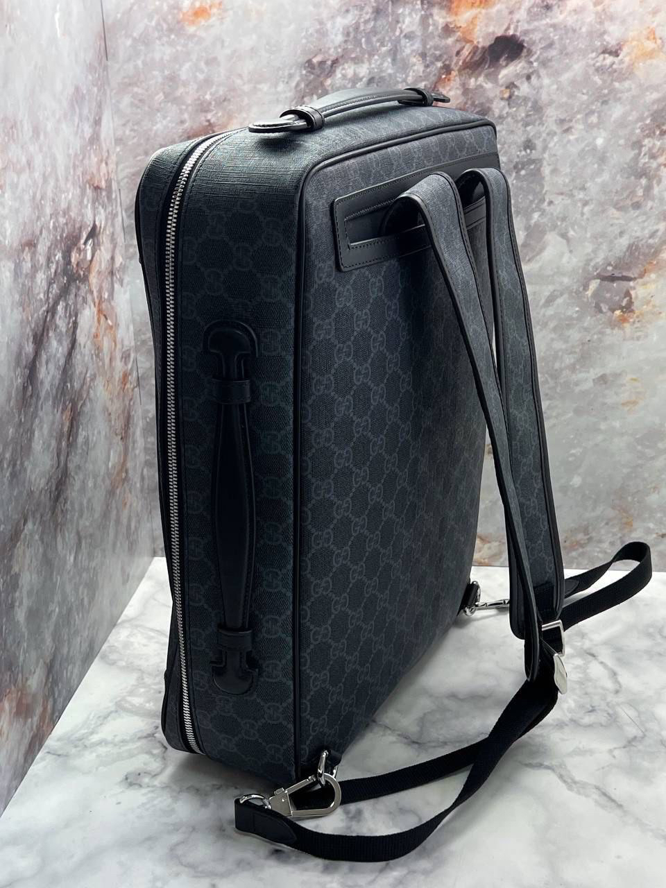 МУЖСКОЙ ПОРТФЕЛЬ-РЮКЗАК GUCCI детальное фото