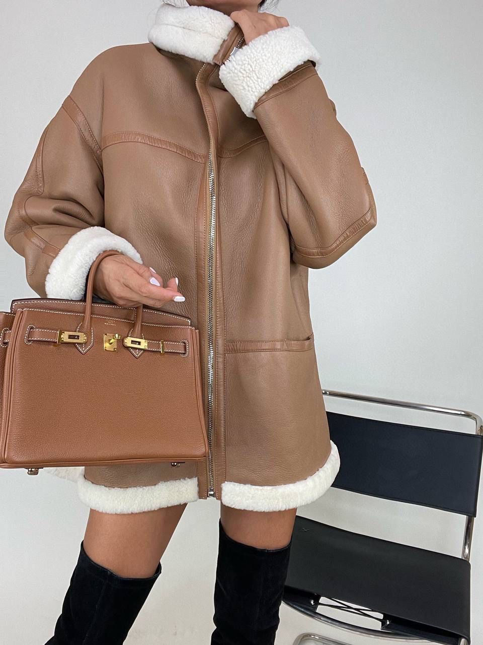 ДУБЛЕНКА FENDI детальное фото