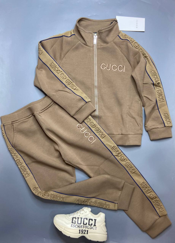 ДЕТСКИЙ КОСТЮМ GUCCI в интернет магазине Люкс Мск ДЕТСКИЙ КОСТЮМ GUCCI фото