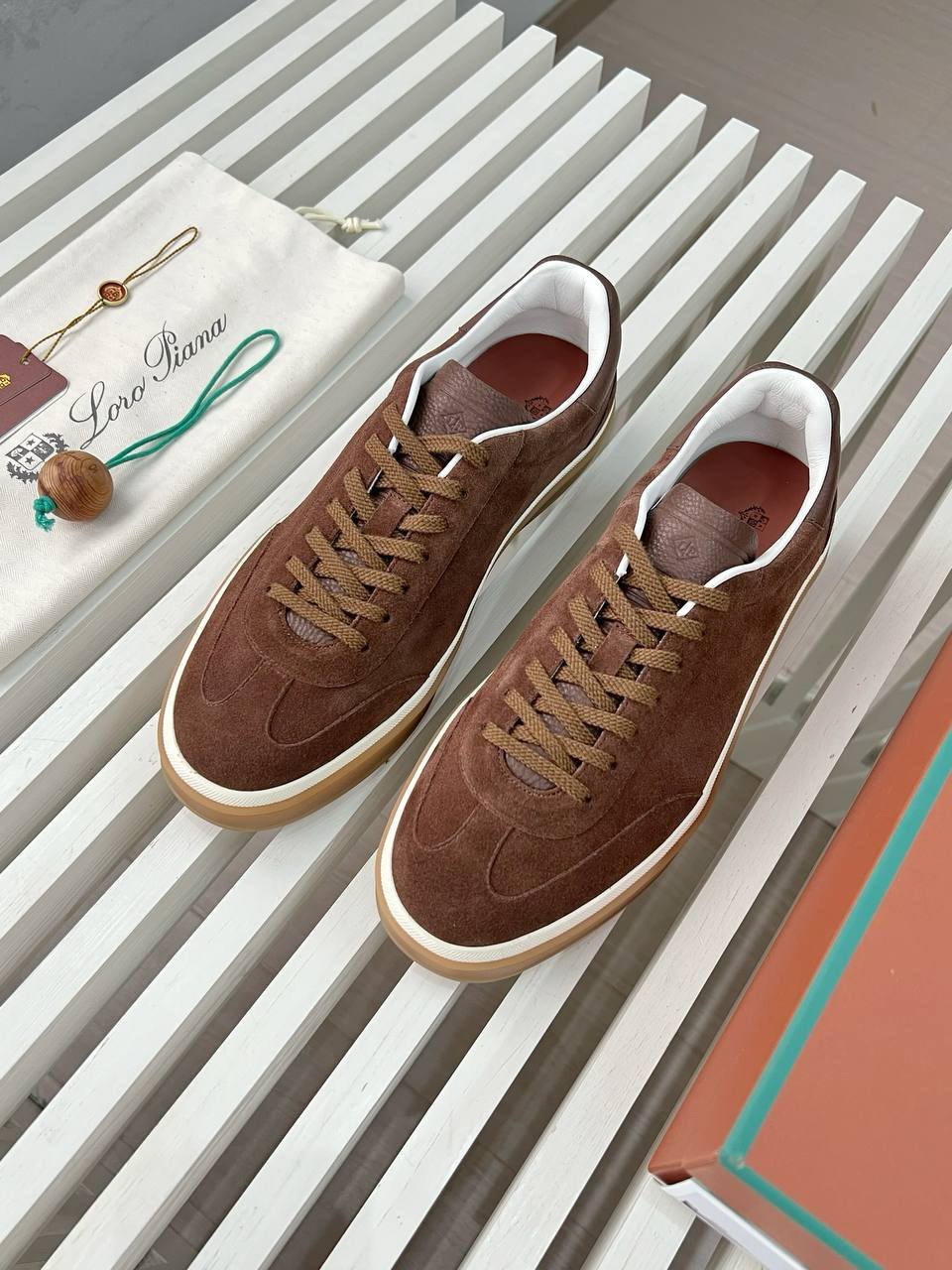 МУЖСКИЕ КЕДЫ LORO PIANA детальное фото