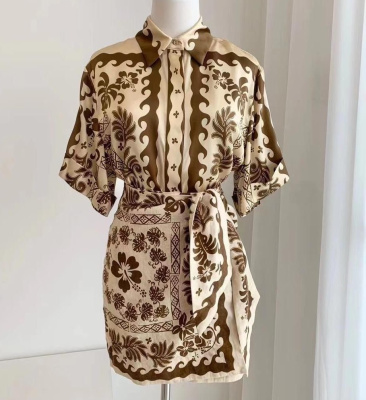 КОСТЮМ ALEMAIS фото