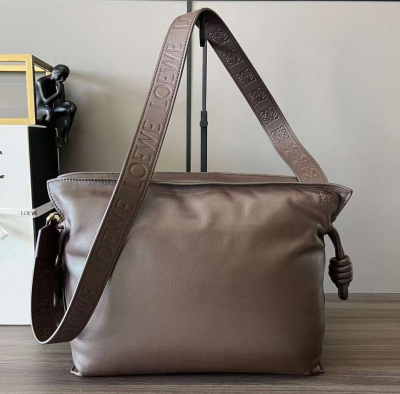 СУМКА LOEWE фото