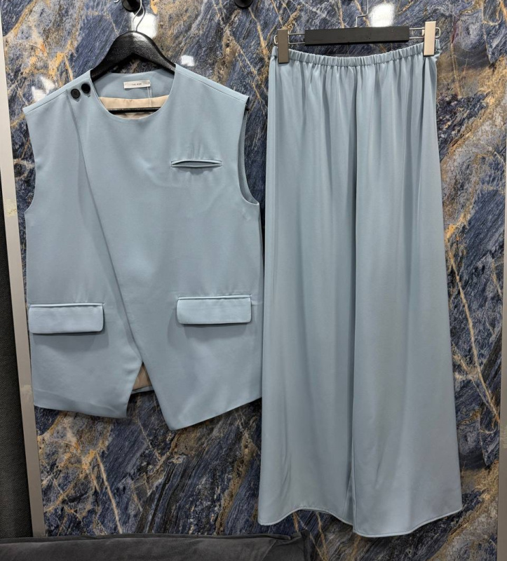 КОСТЮМ THE ROW фото