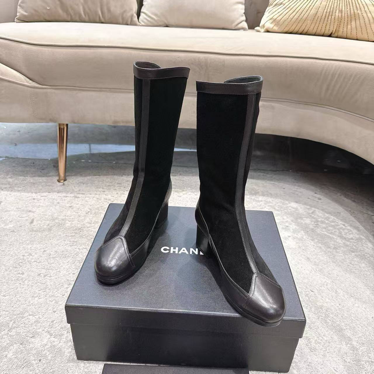 САПОГИ CHANEL детальное фото