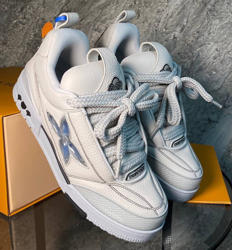 МУЖСКИЕ КРОССОВКИ LOUIS VUITTON фото