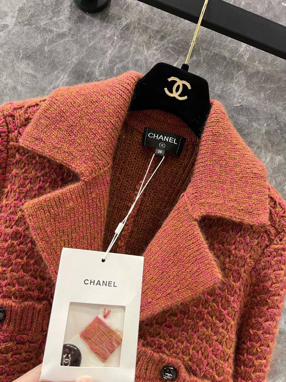 КАРДИГАН CHANEL детальное фото