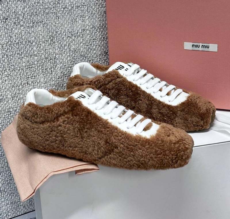 КРОССОВКИ MIU MIU фото