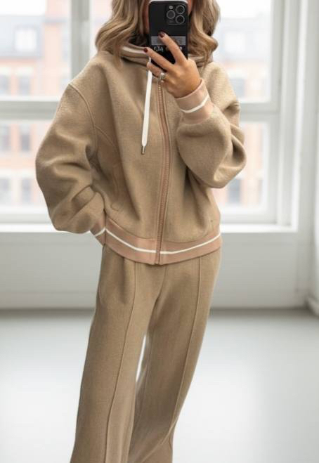 КОСТЮМ BRUNELLO CUCINELLI фото