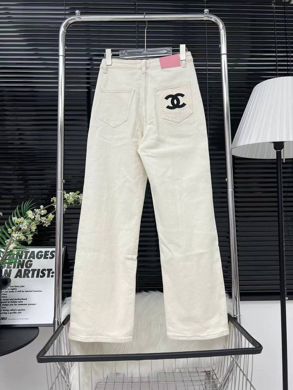 ДЖИНСЫ CHANEL детальное фото