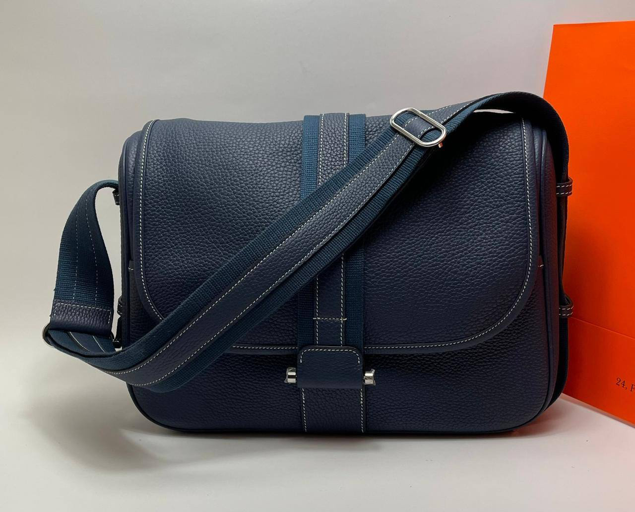 МУЖСКАЯ СУМКА МЕССЕНДЖЕР HERMES детальное фото