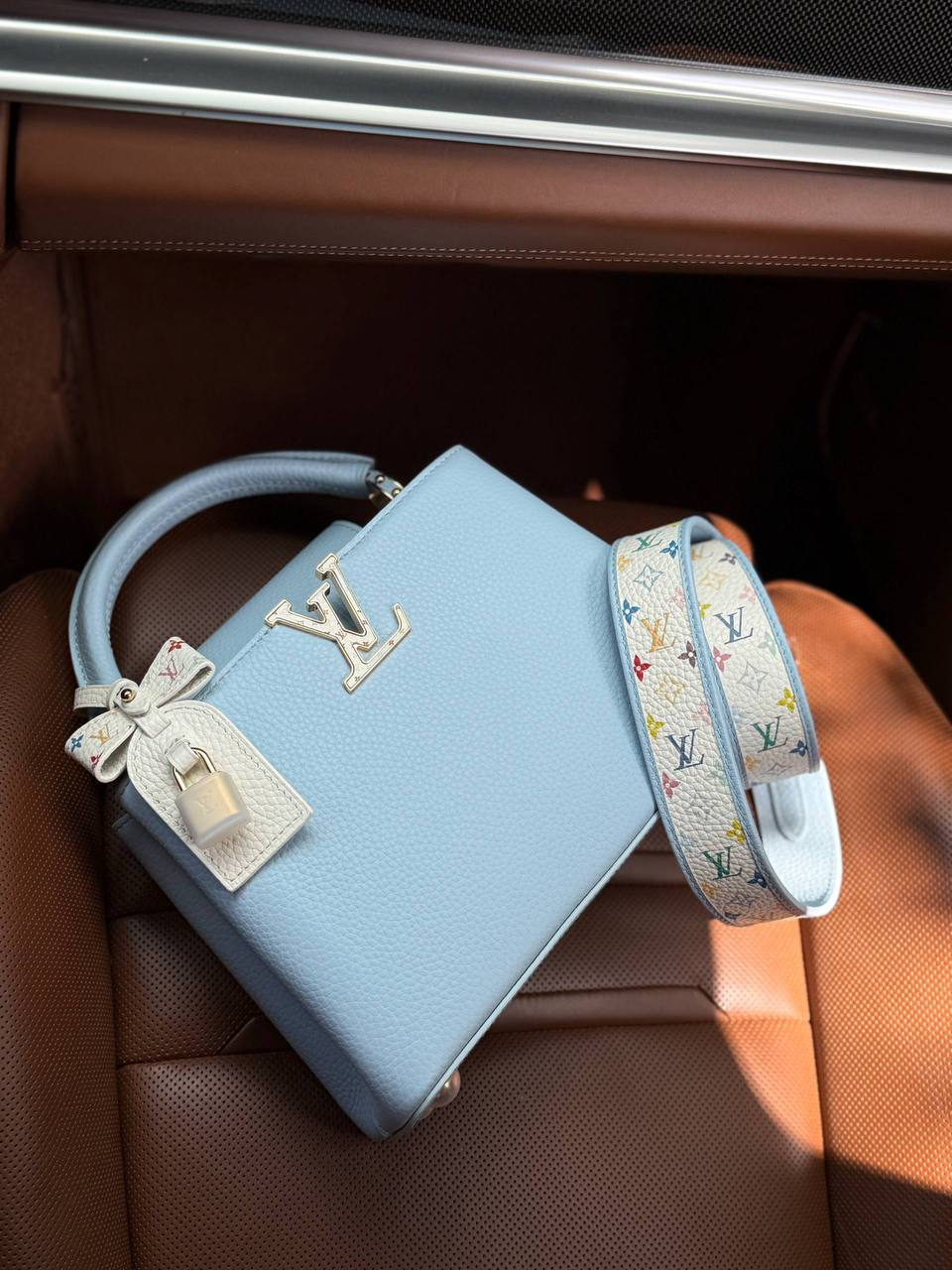 СУМКА LOUIS VUITTON детальное фото