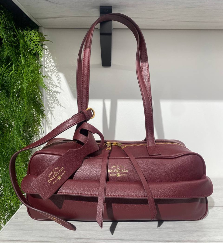 СУМКА BALENCIAGA CARRIE фото