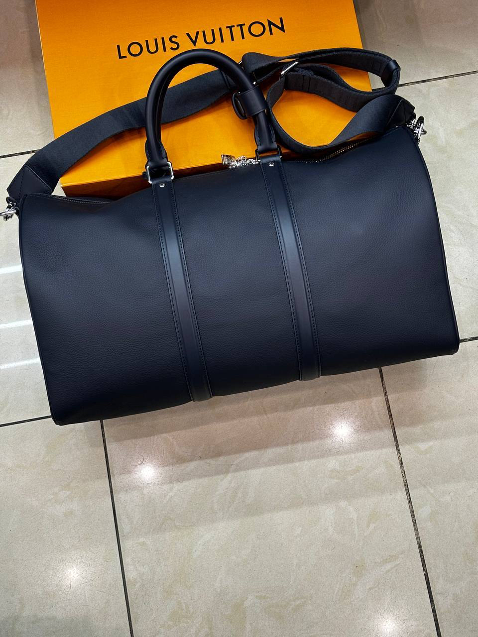 ДОРОЖНАЯ СУМКА LOUIS VUITTON детальное фото