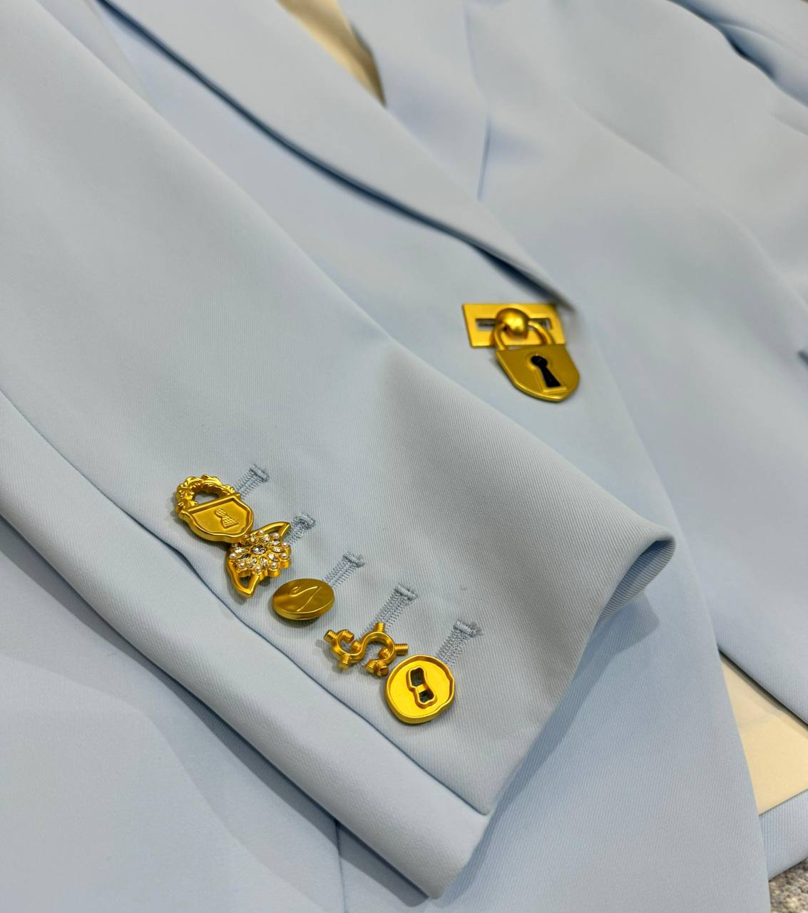 ПИДЖАК SCHIAPARELLI детальное фото