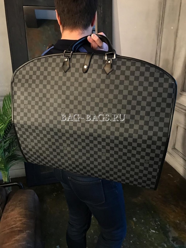 ПОРТПЛЕД LOUIS VUITTON детальное фото