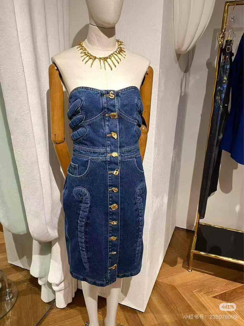 ПЛАТЬЕ SCHIAPARELLI детальное фото