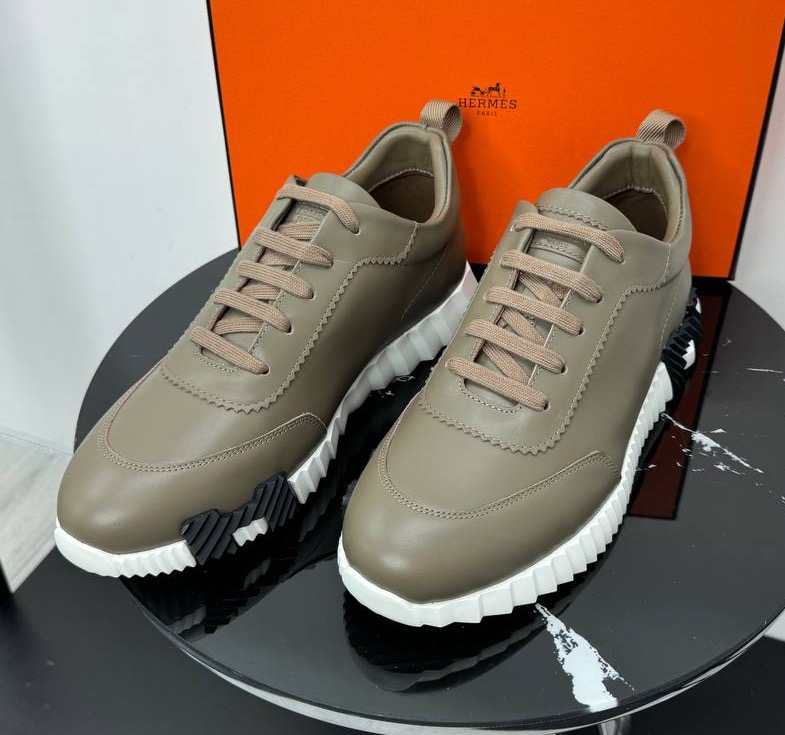 МУЖСКИЕ КРОССОВКИ HERMES фото