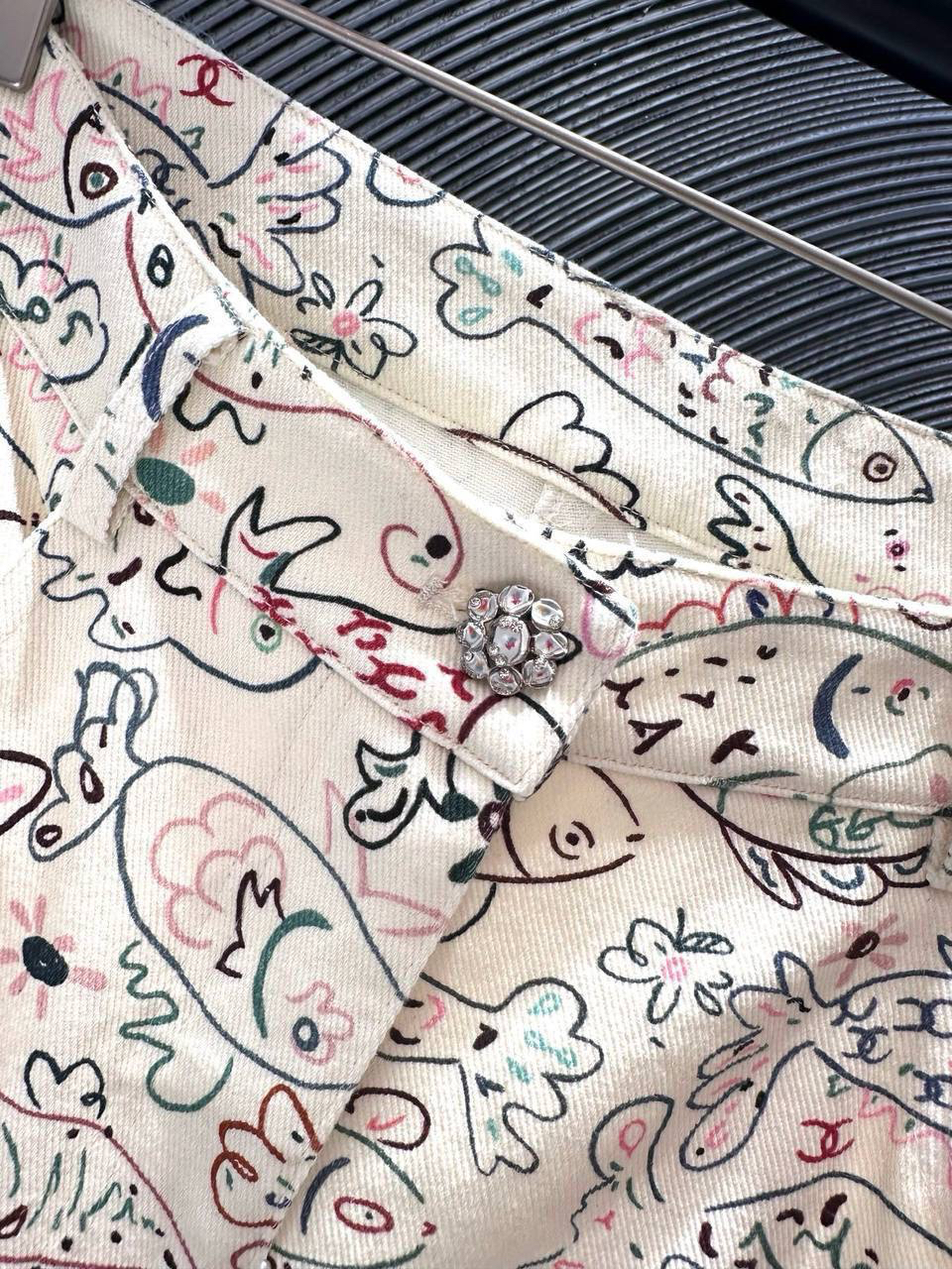 ДЖИНСЫ CHANEL детальное фото