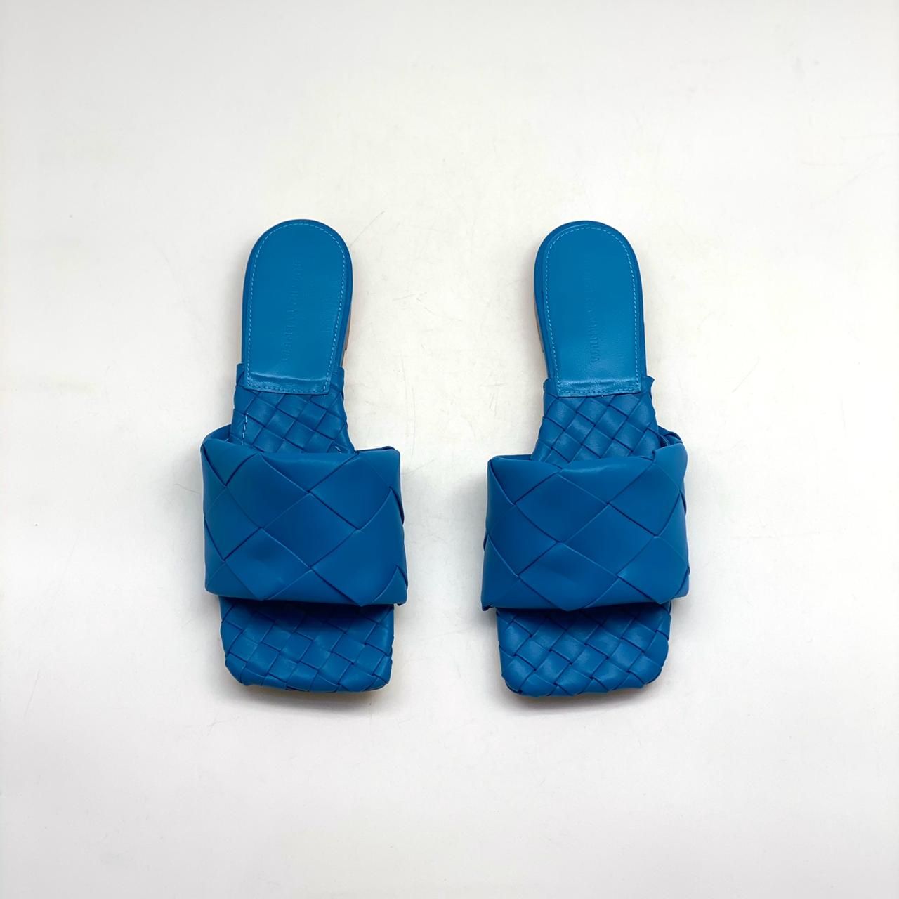 ШЛЕПКИ BOTTEGA VENETA детальное фото