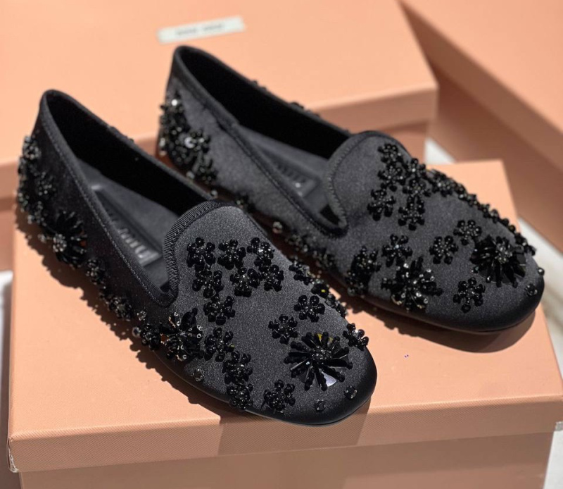 ЛОФЕРЫ MIU MIU фото