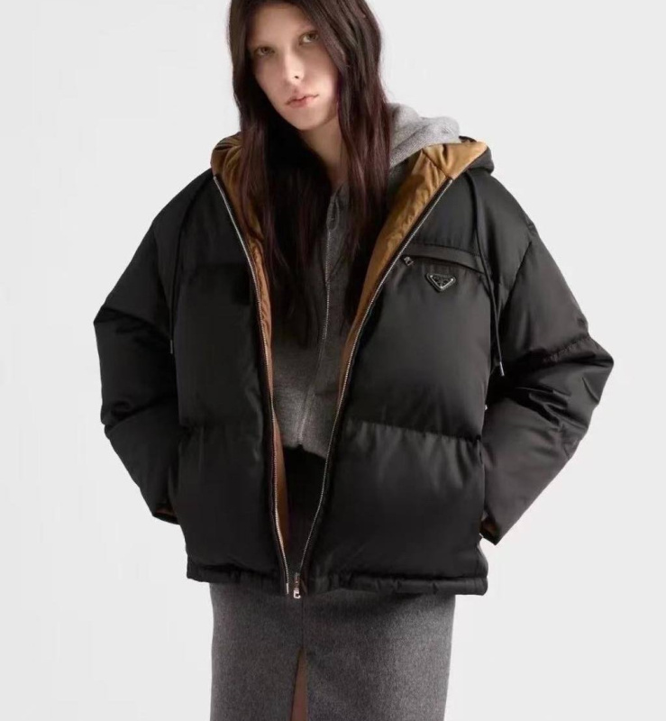 ПУХОВИК КУРТКА PRADA фото