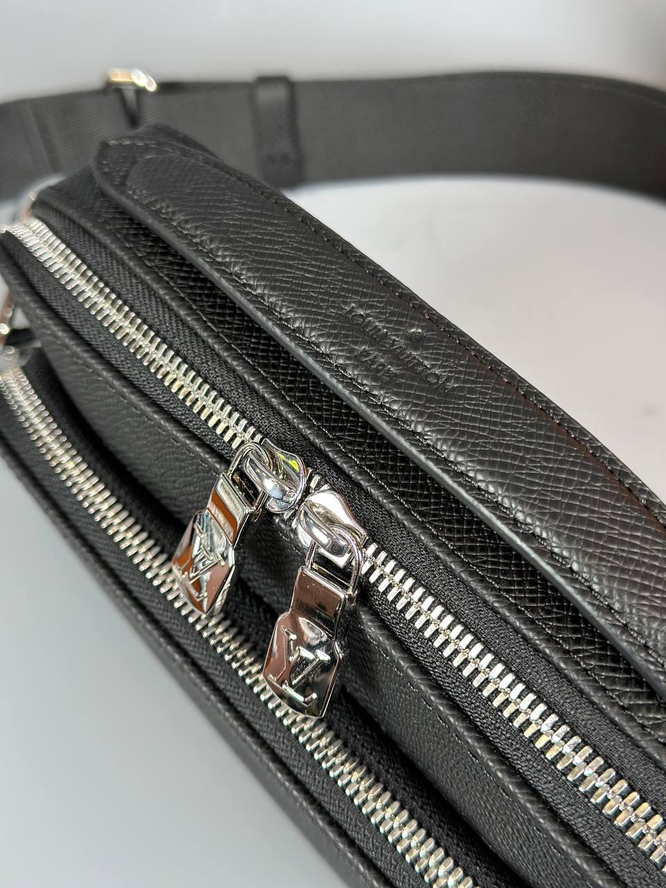 МУЖСКАЯ СУМКА МЕССЕНДЖЕР LOUIS VUITTON детальное фото