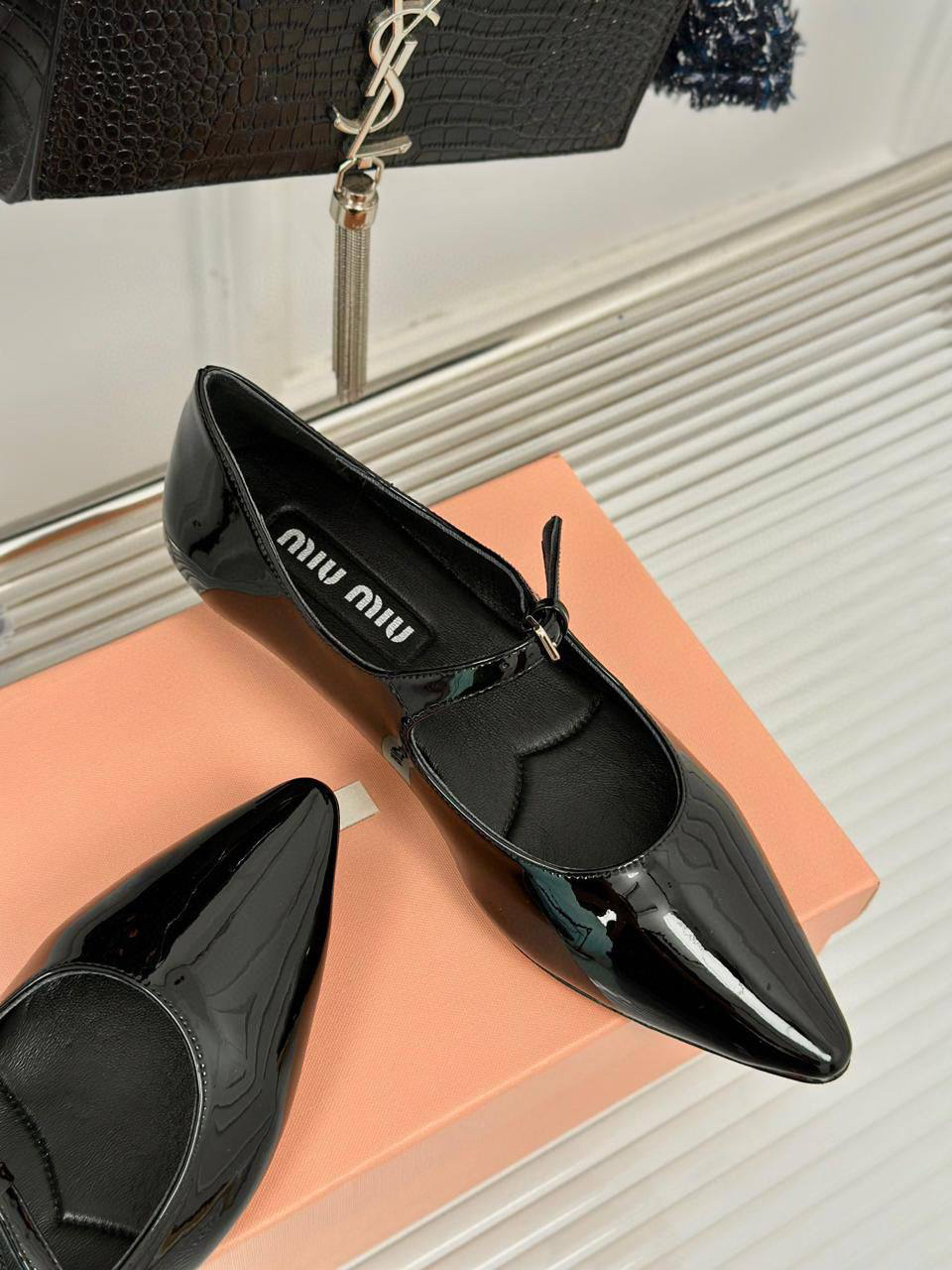 ТУФЛИ MIU MIU детальное фото