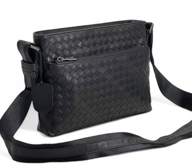 МУЖСКАЯ СУМКА МЕССЕНДЖЕР BOTTEGA VENETA фото