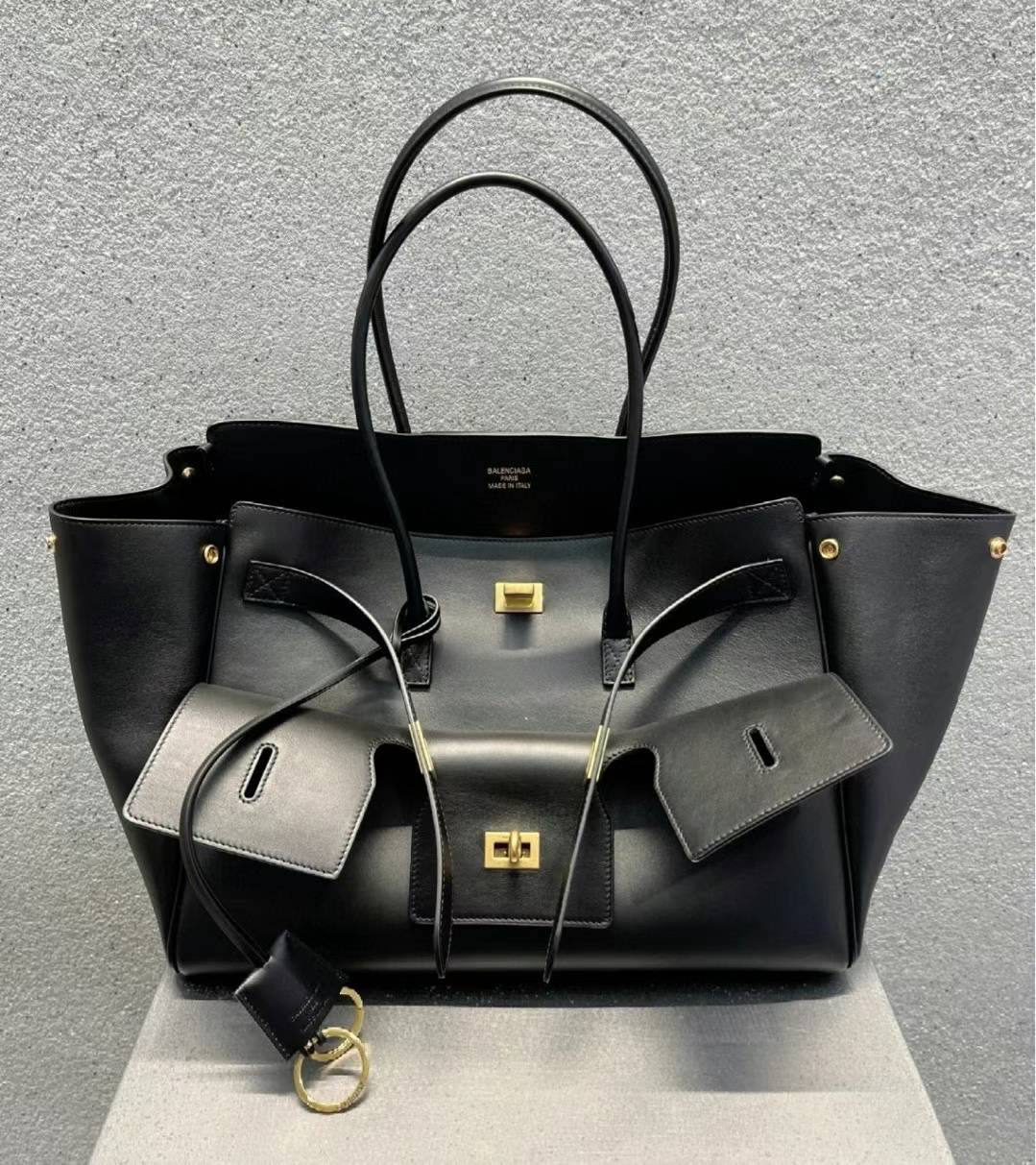 СУМКА BALENCIAGA детальное фото
