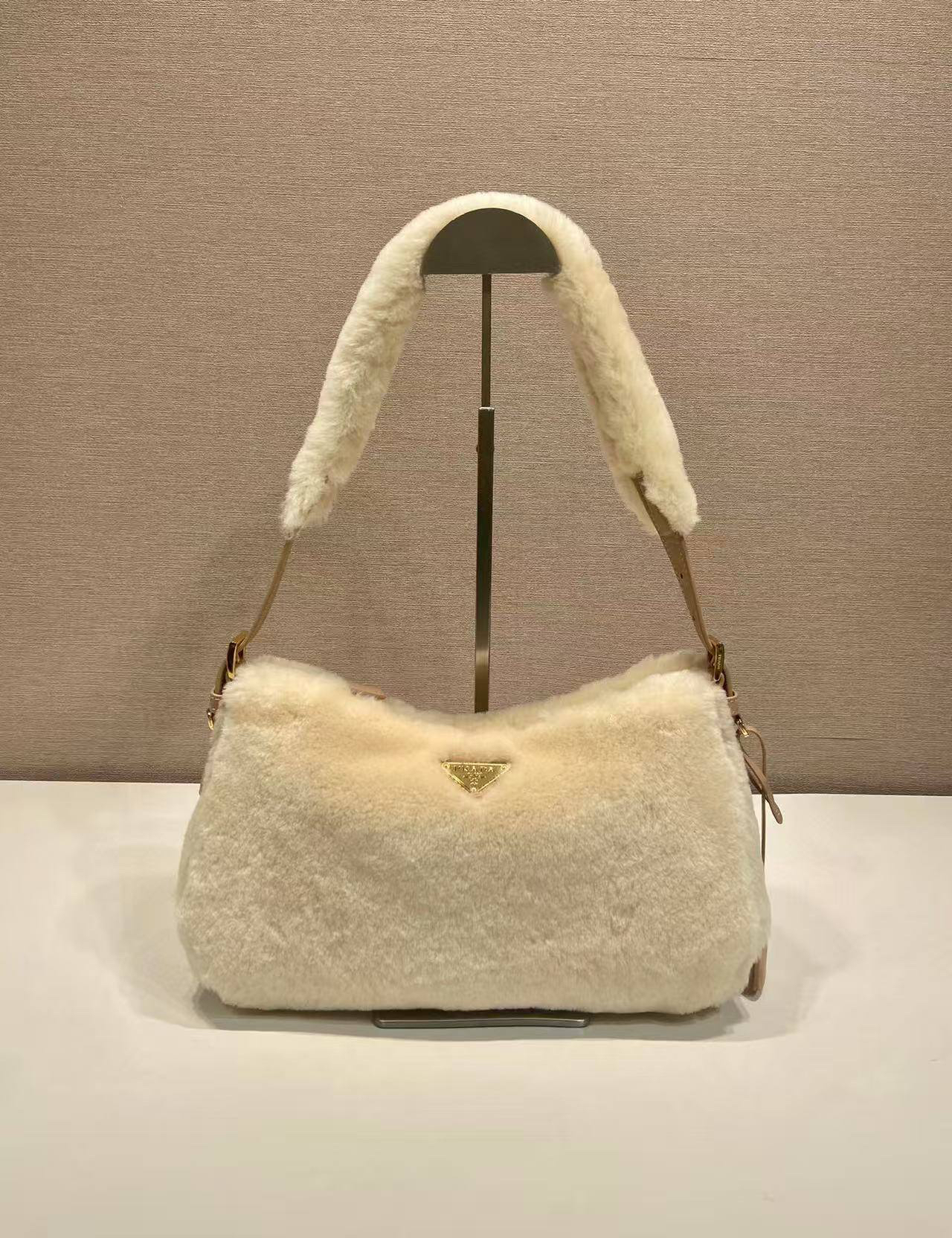 СУМКА PRADA детальное фото