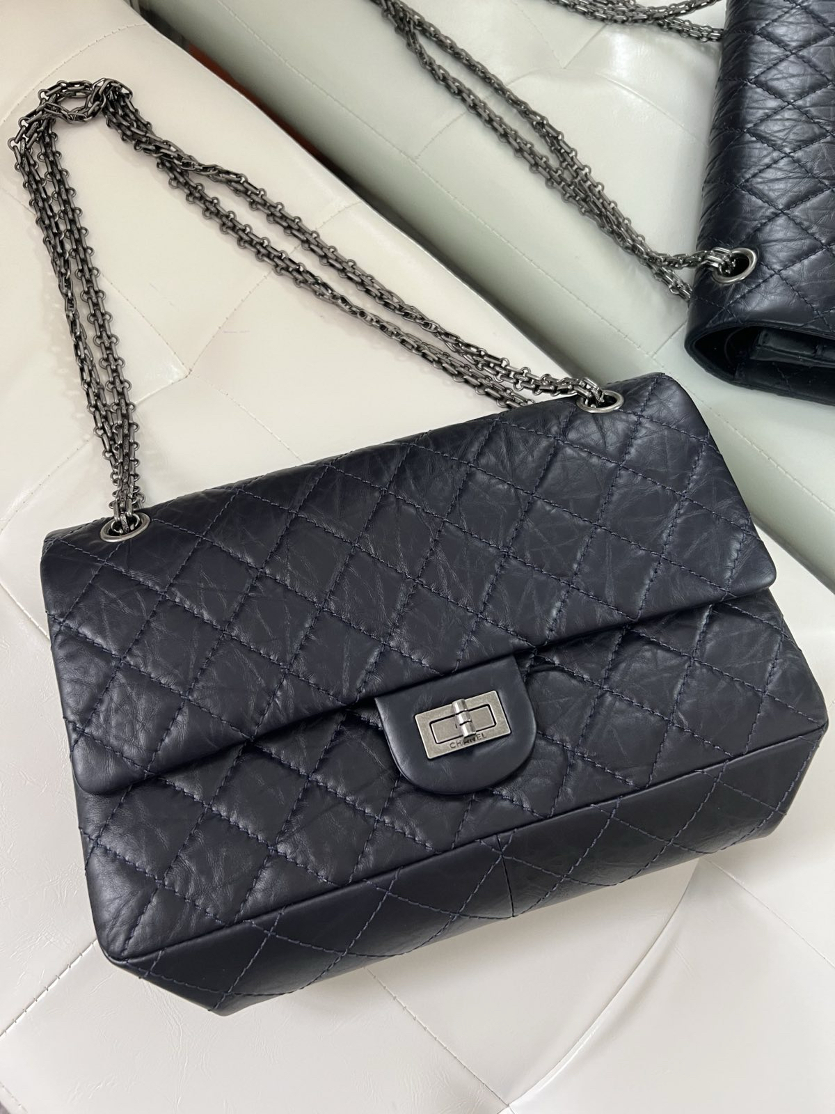 СУМКА CHANEL VINTAGE 28 см детальное фото