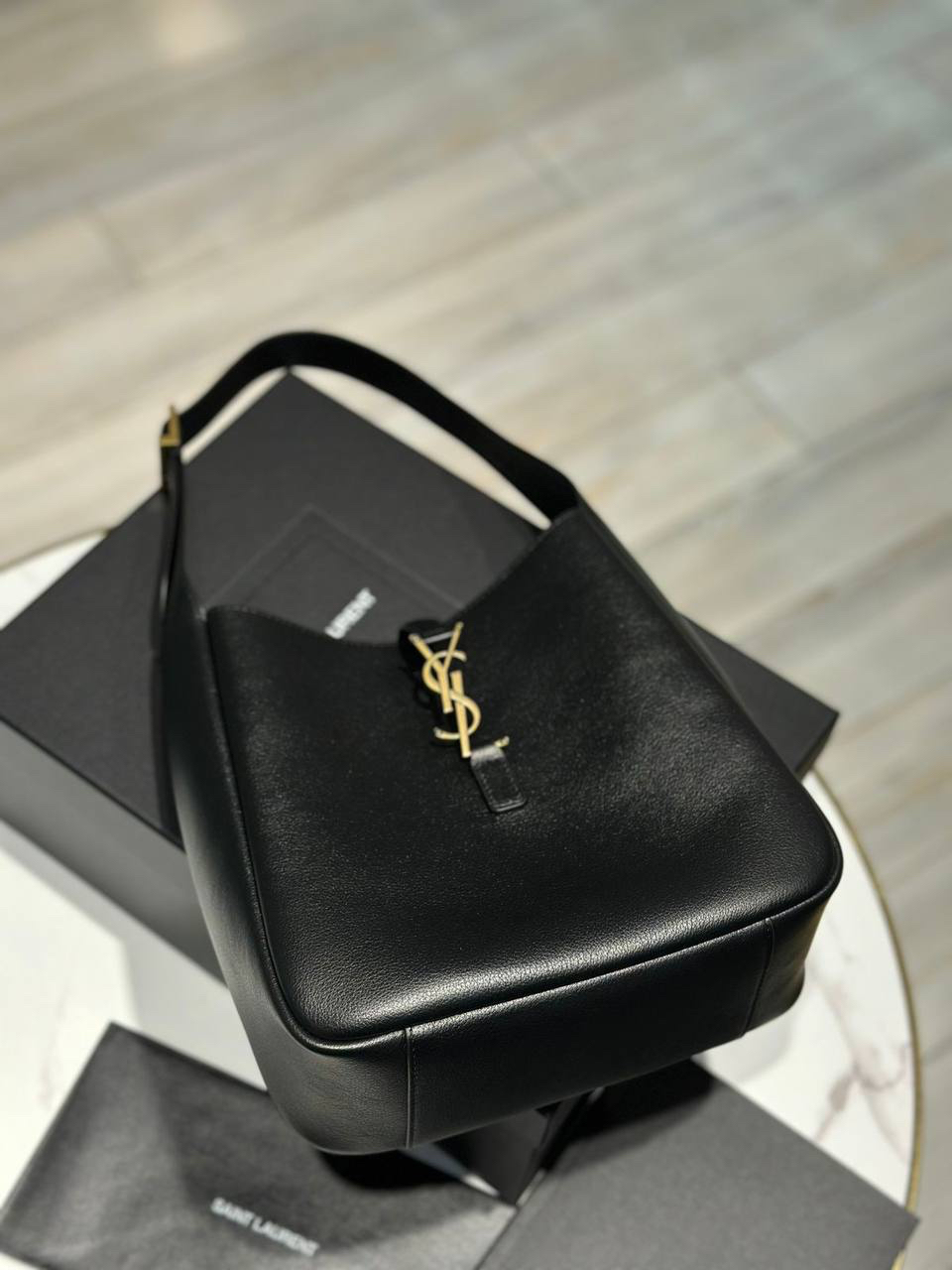 СУМКА SAINT LAURENT детальное фото