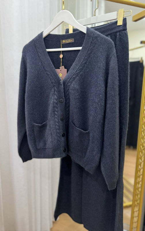 КОСТЮМ LORO PIANA фото