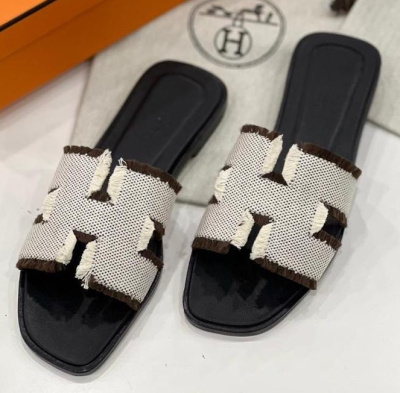 ШЛЕПКИ HERMES фото