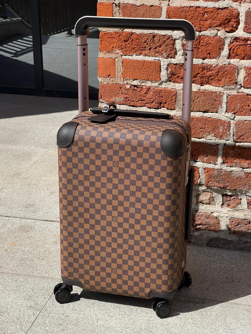 ЧЕМОДАН LOUIS VUITTON детальное фото