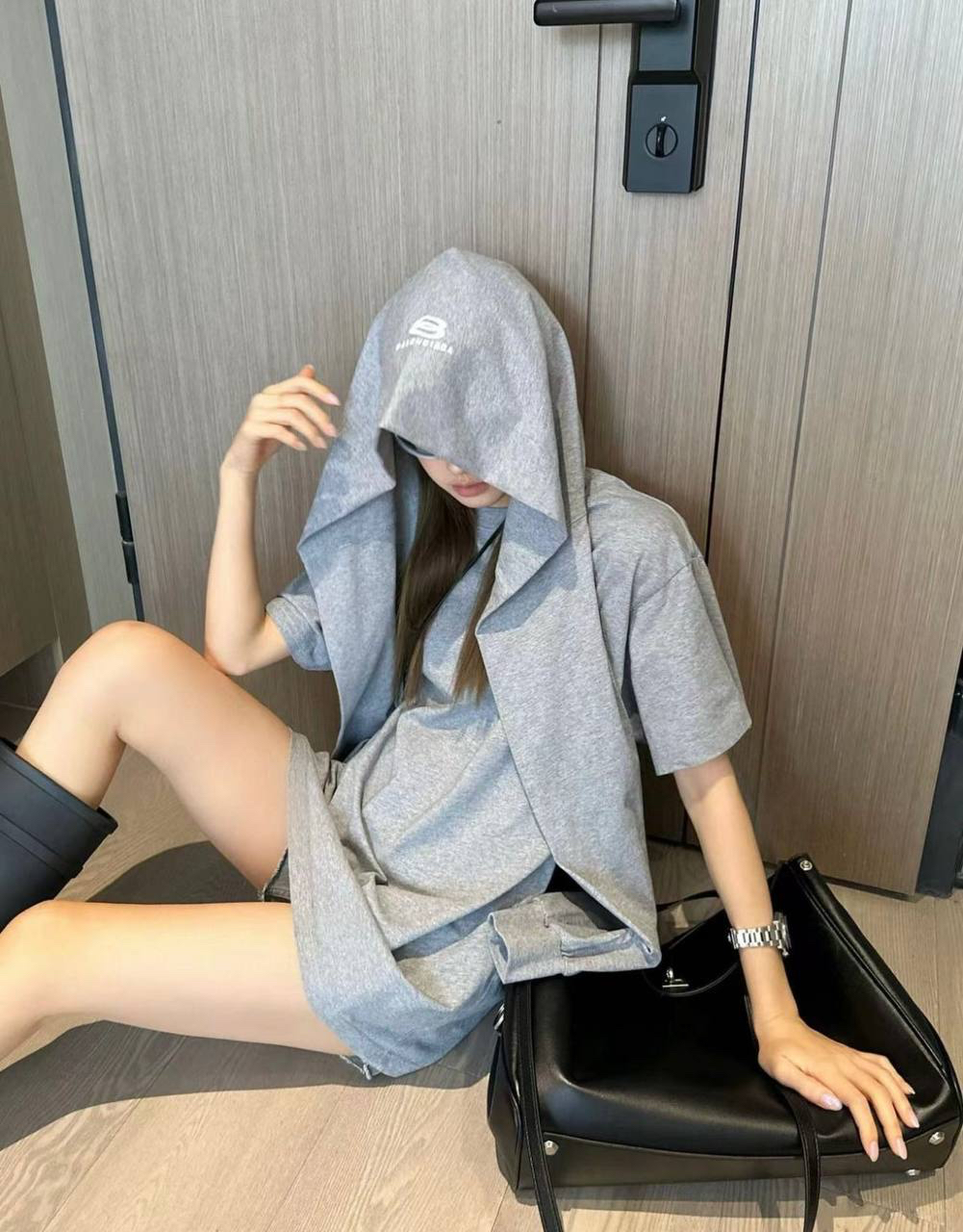 КОФТА BALENCIAGA детальное фото