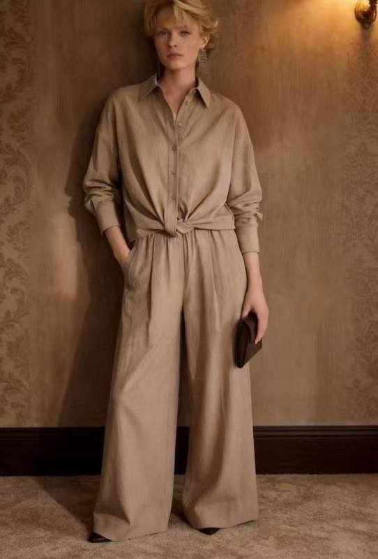КОСТЮМ BRUNELLO CUCINELLI фото