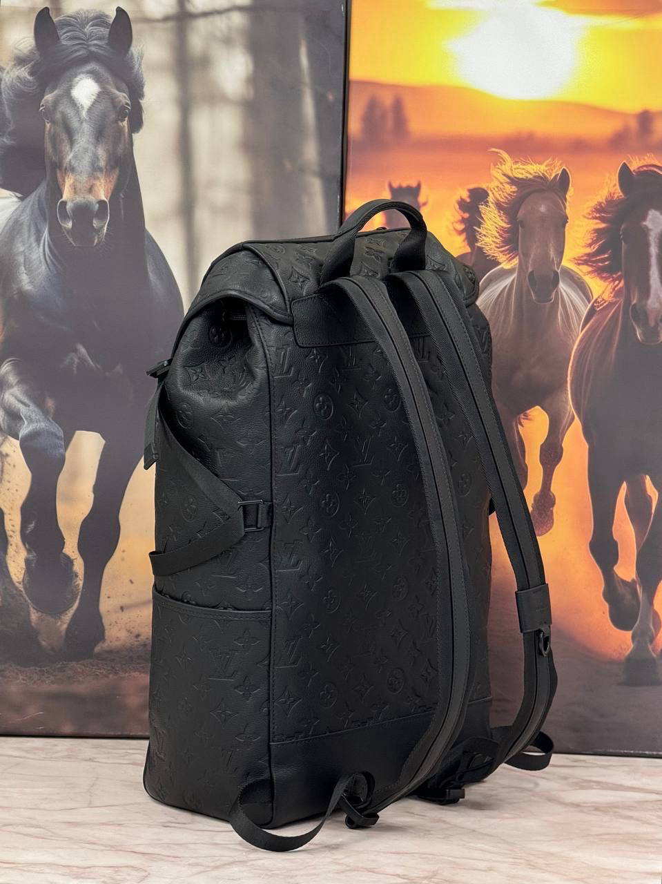 МУЖСКОЙ РЮКЗАК LOUIS VUITTON детальное фото