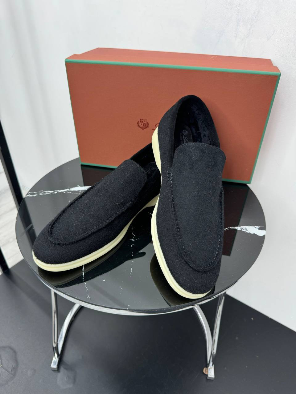 МУЖСКИЕ ЛОФЕРЫ LORO PIANA детальное фото