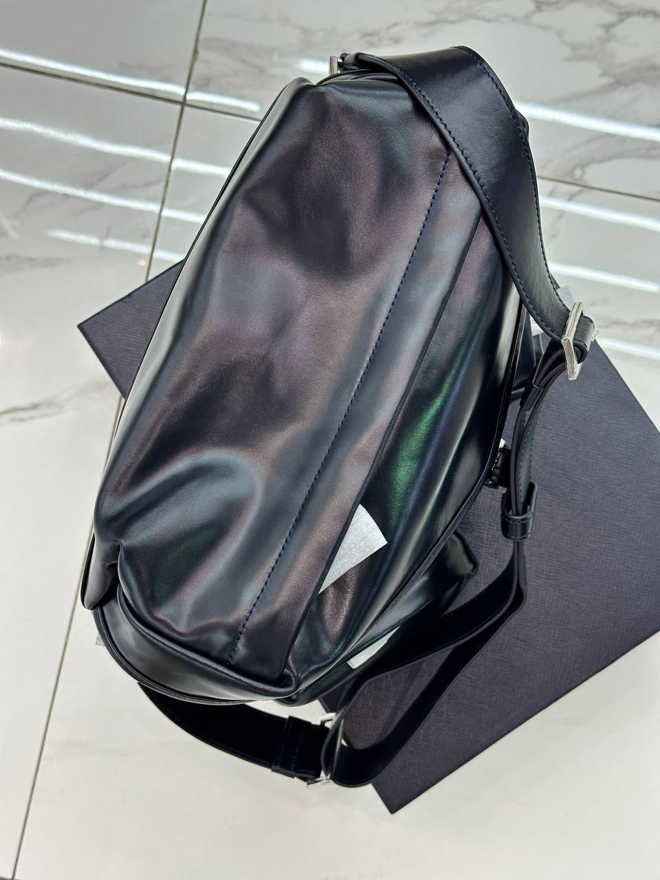 МУЖСКАЯ СУМКА МЕССЕНДЖЕР PRADA детальное фото