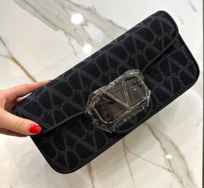 СУМКА VALENTINO фото