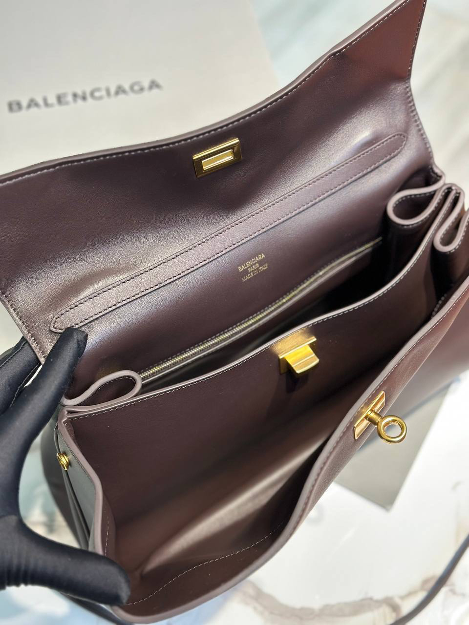 СУМКА BALENCIAGA RODEO MEDIUM детальное фото