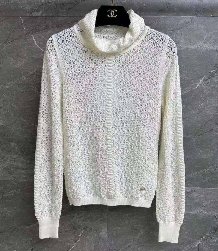 СВИТЕР CHANEL фото