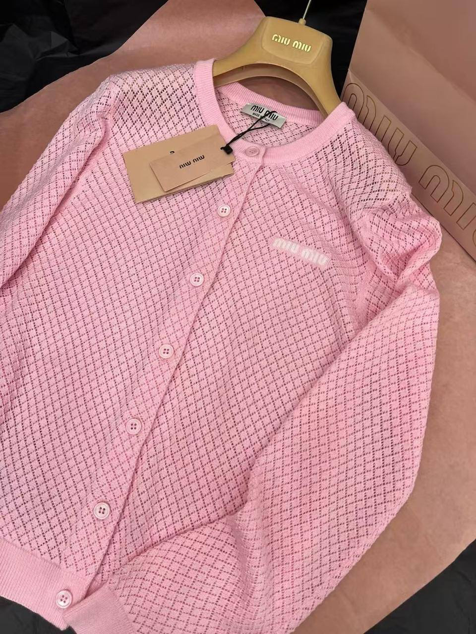 КАРДИГАН MIU MIU детальное фото